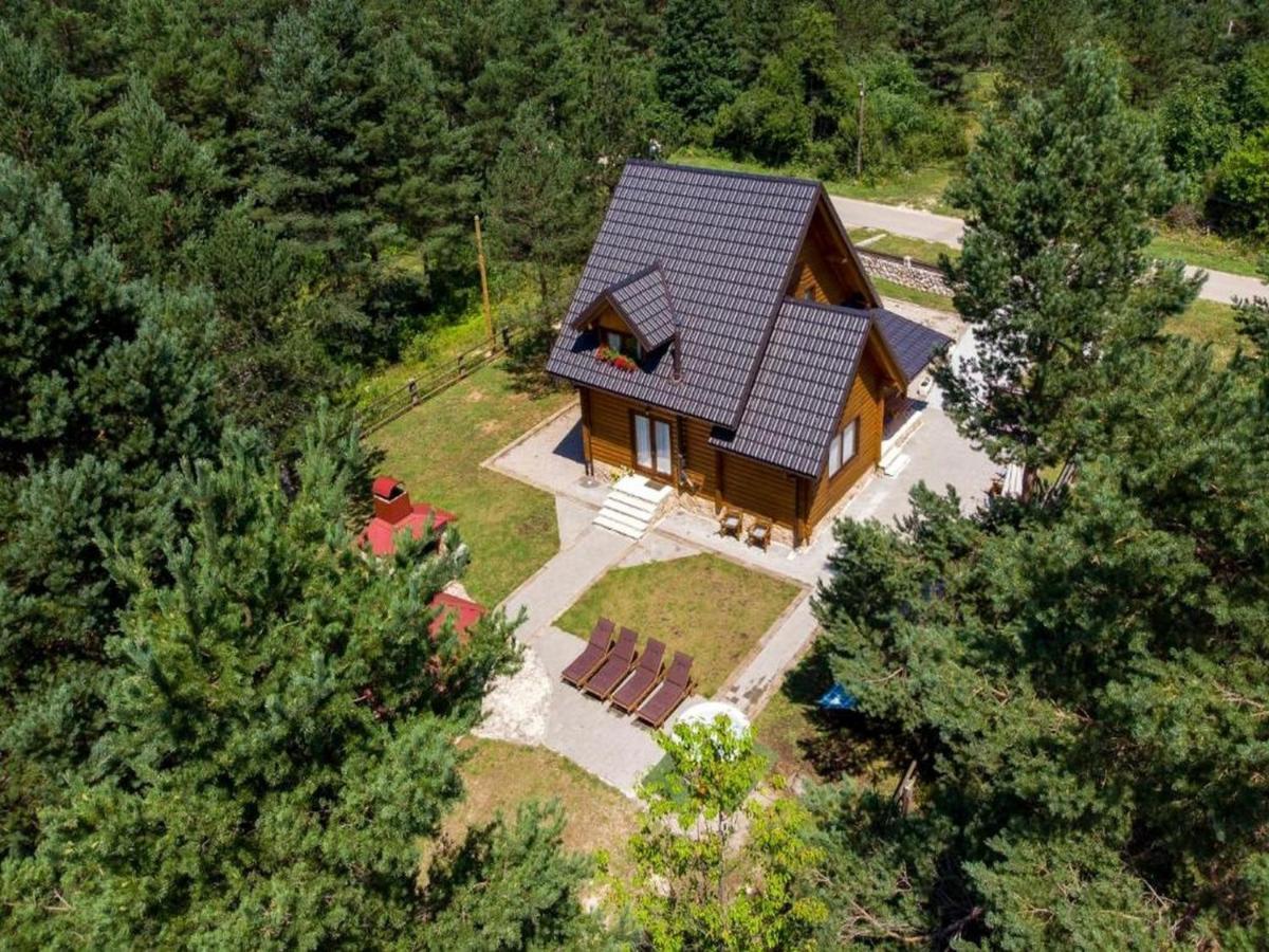 Apartments Plitvice Forest 科雷尼察 外观 照片