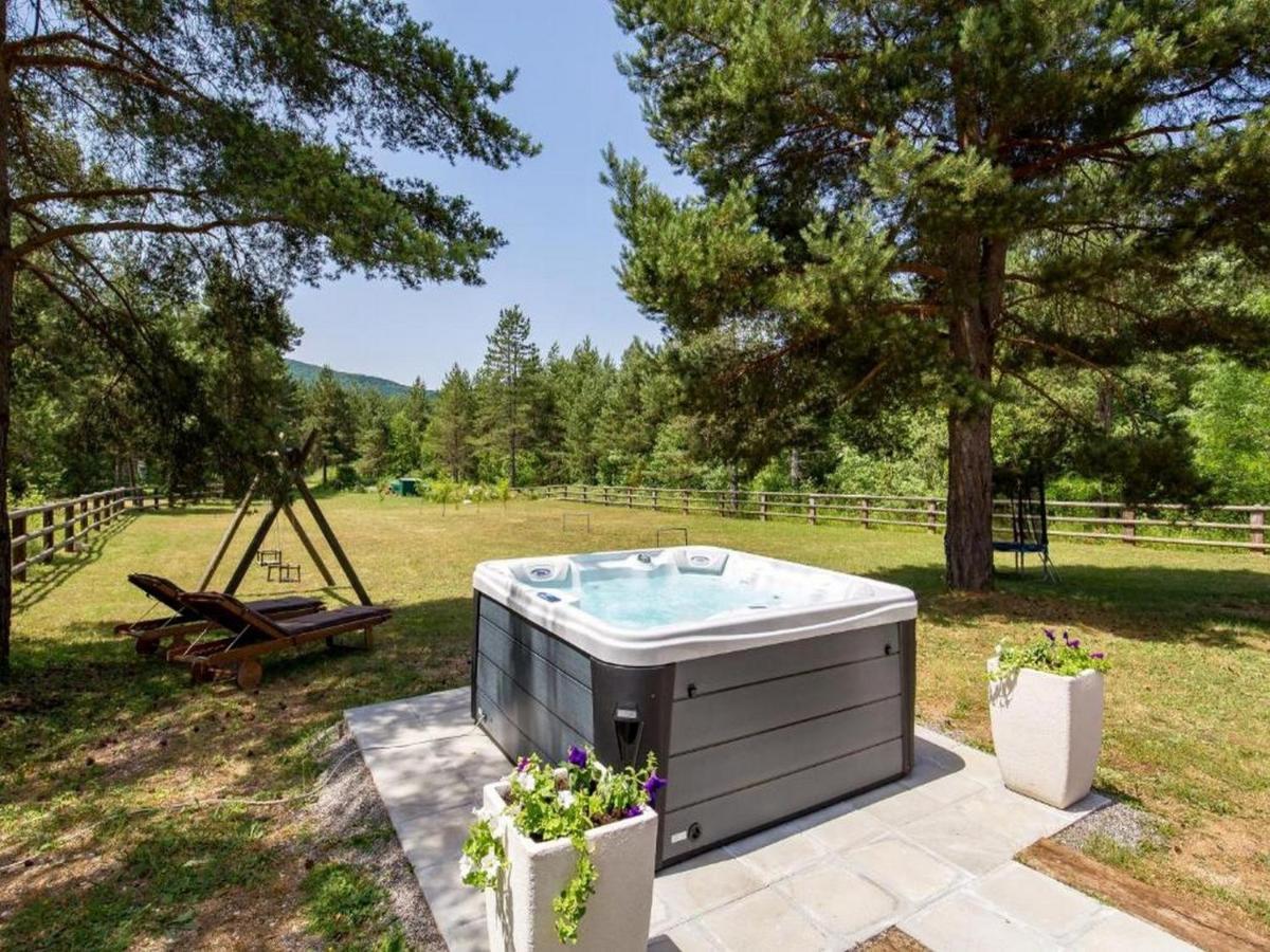 Apartments Plitvice Forest 科雷尼察 外观 照片