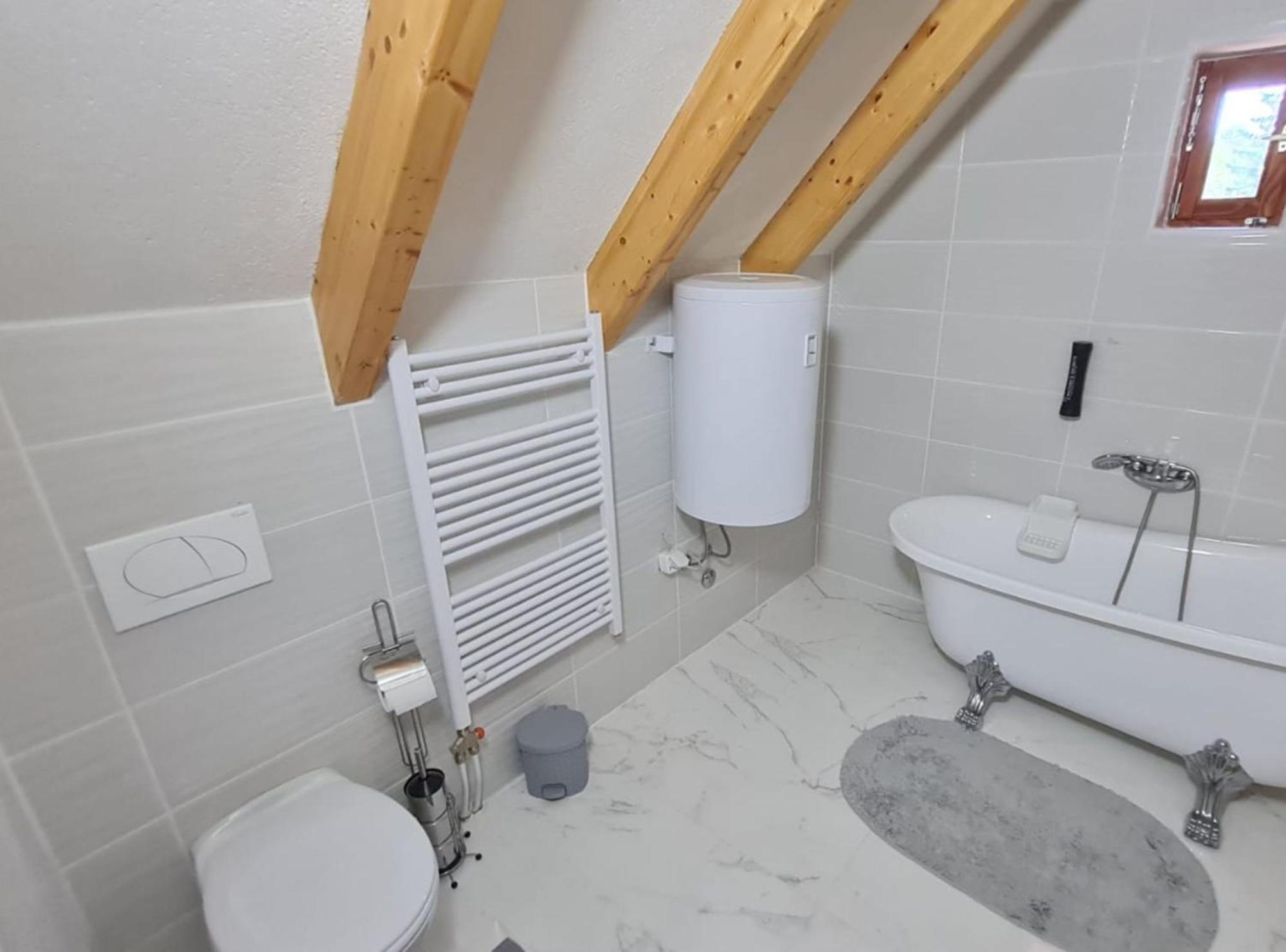 Apartments Plitvice Forest 科雷尼察 外观 照片